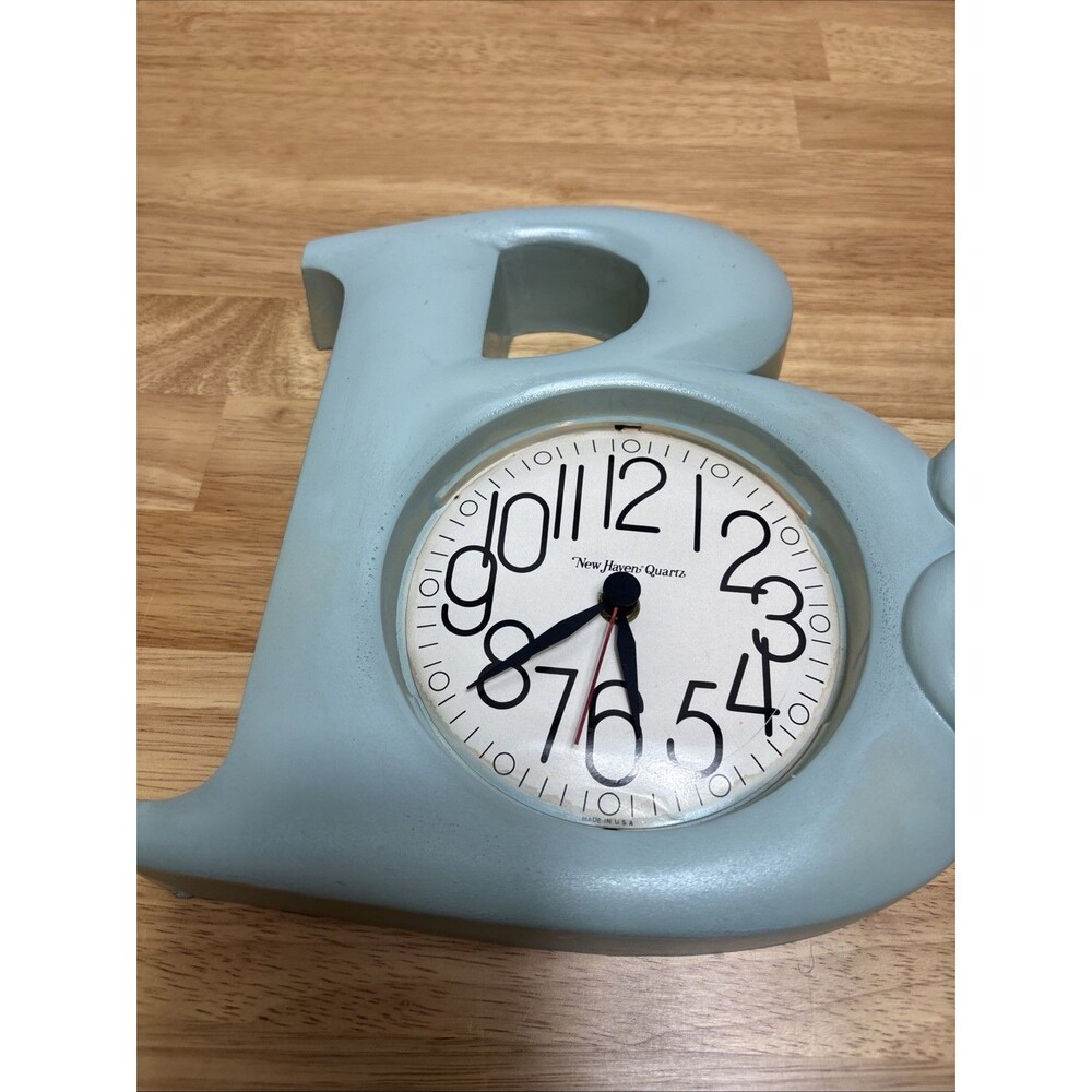 Vintage Burwood Bath Wall Clock Blue New Haven Quartz 1983 Retro READ - Picture 2 of 8